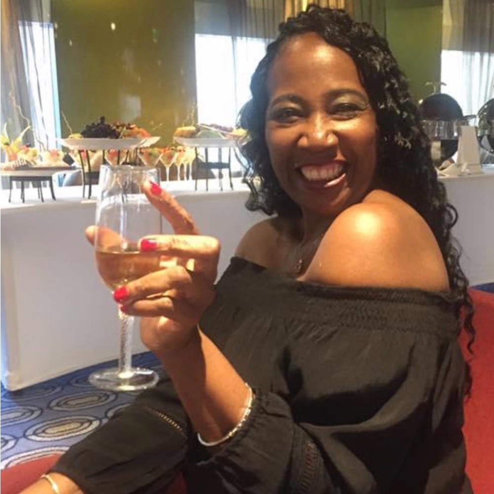 Meet your Posher, Posh